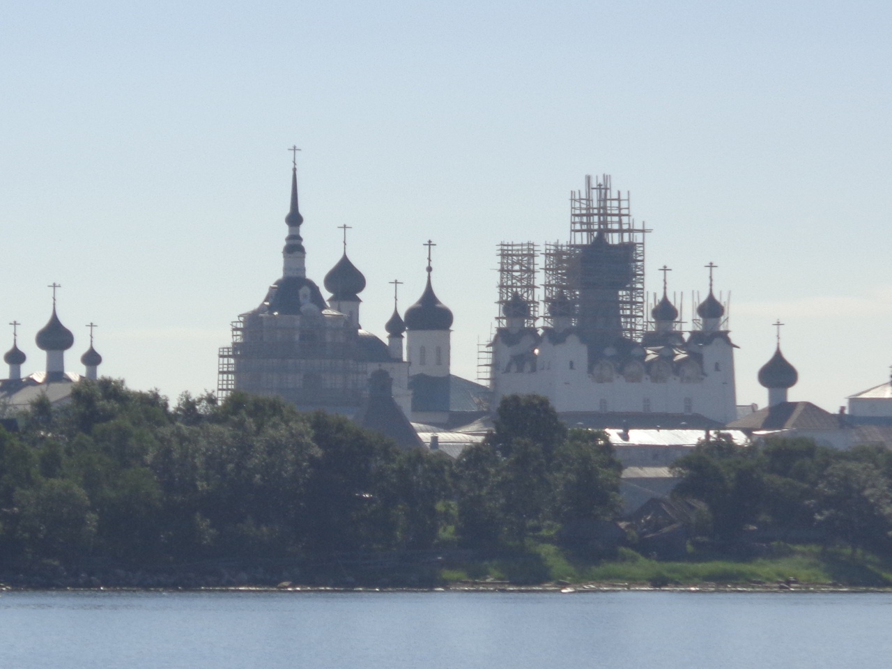 Основание Соловецкого монастыря